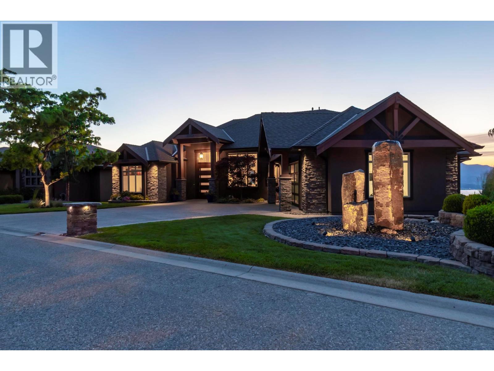  722 Kuipers Crescent, Kelowna