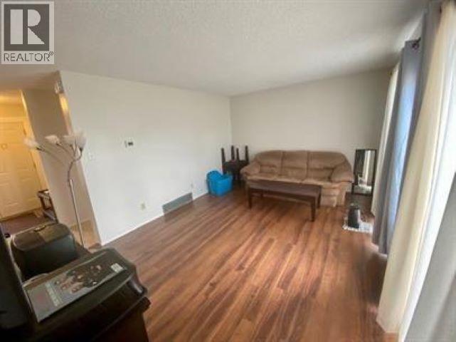 #24 5320 MOUNTAINVIEW DRIVE - 9