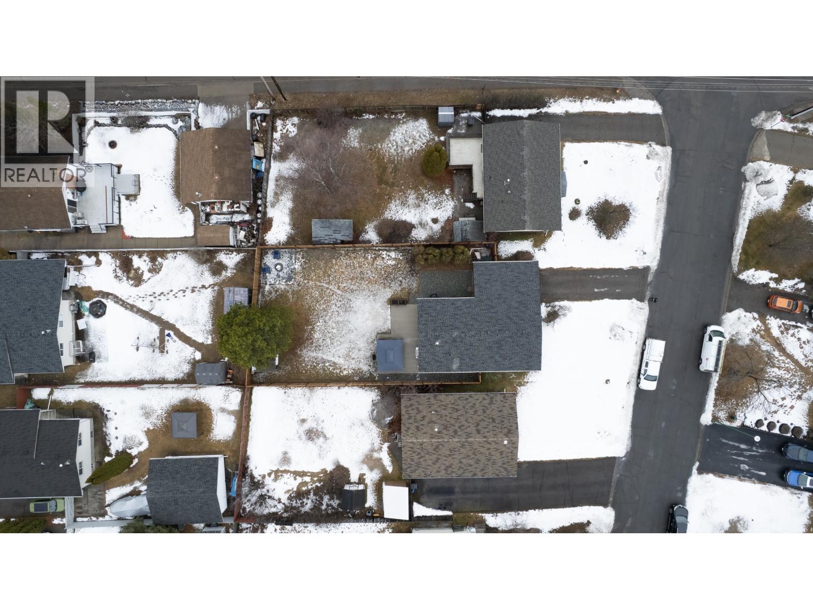 193 MCKINLEY CRESCENT - 40