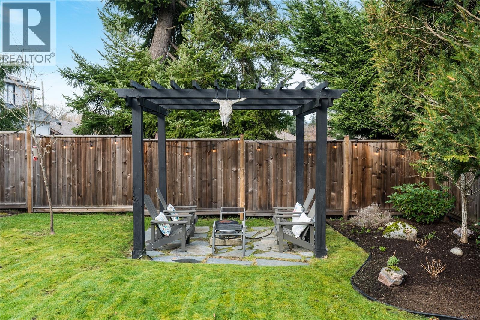 1274 TATTERSALL DR - 64