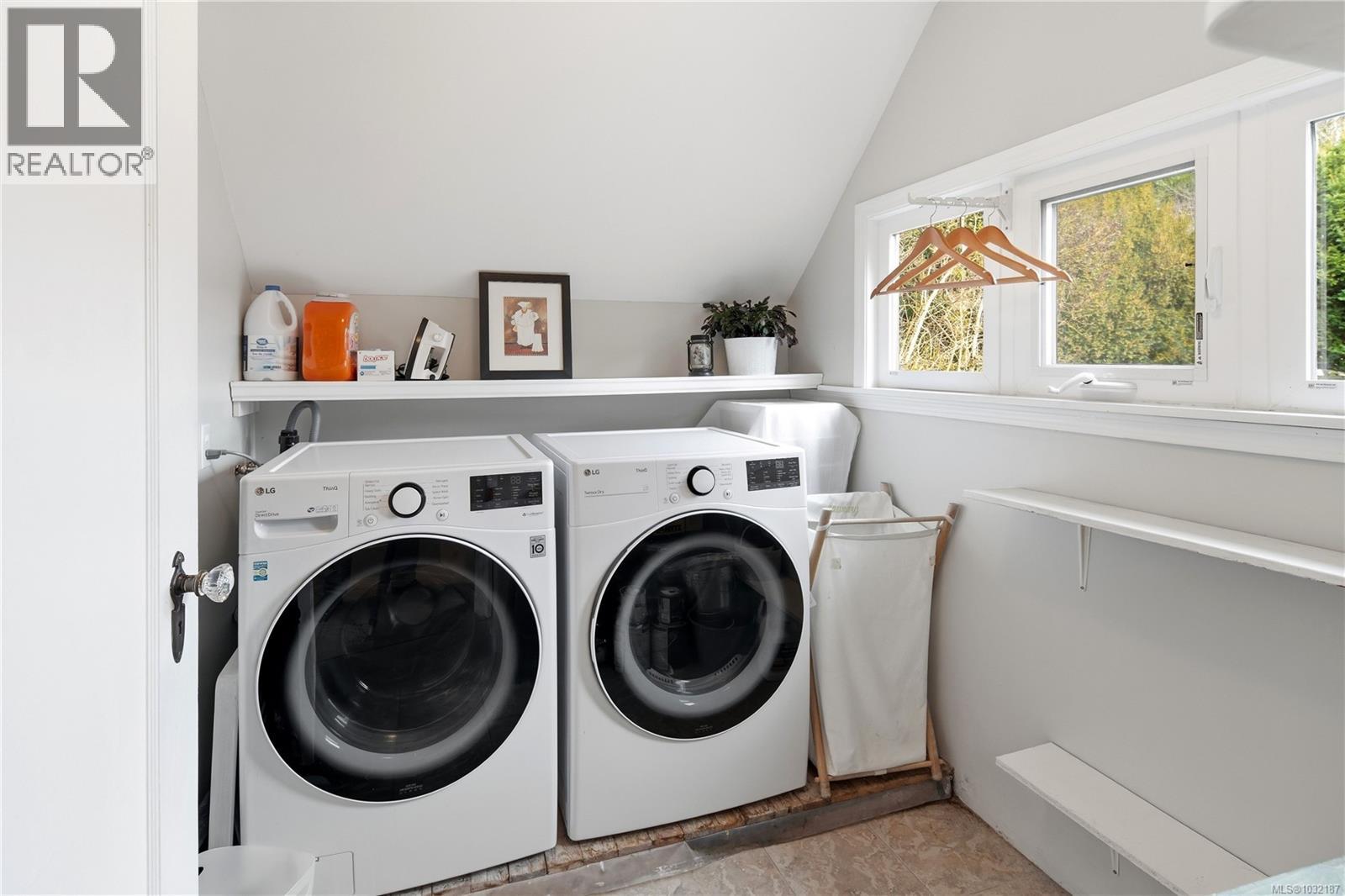 1274 TATTERSALL DR - 22