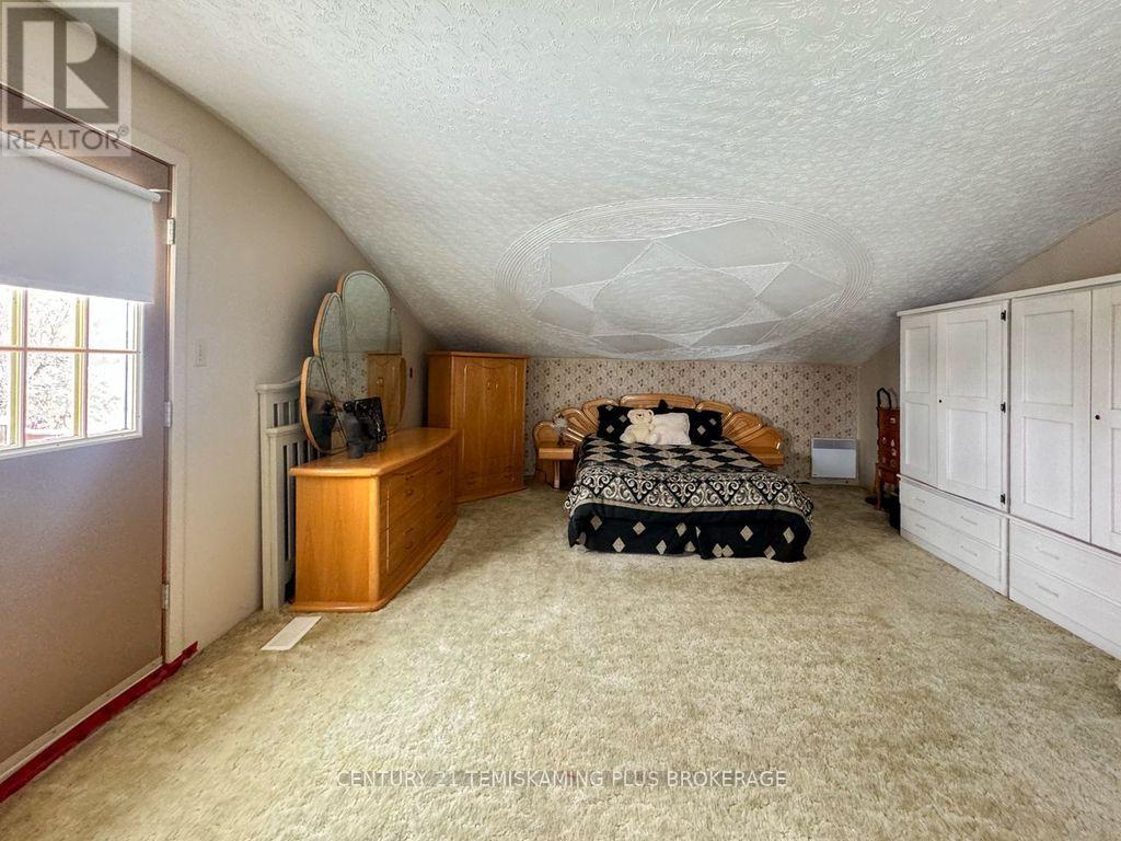 781 DAWSON POINT ROAD E - 15