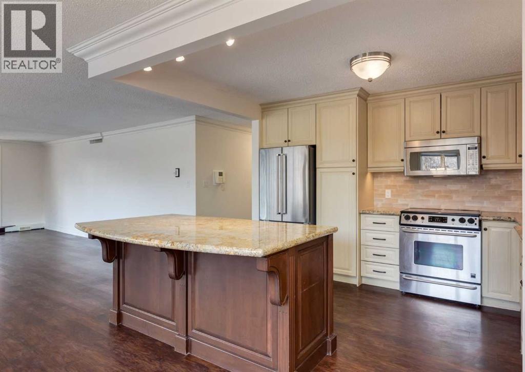 Single Family House for Sale in    Avenue SW Beltline Calgary 