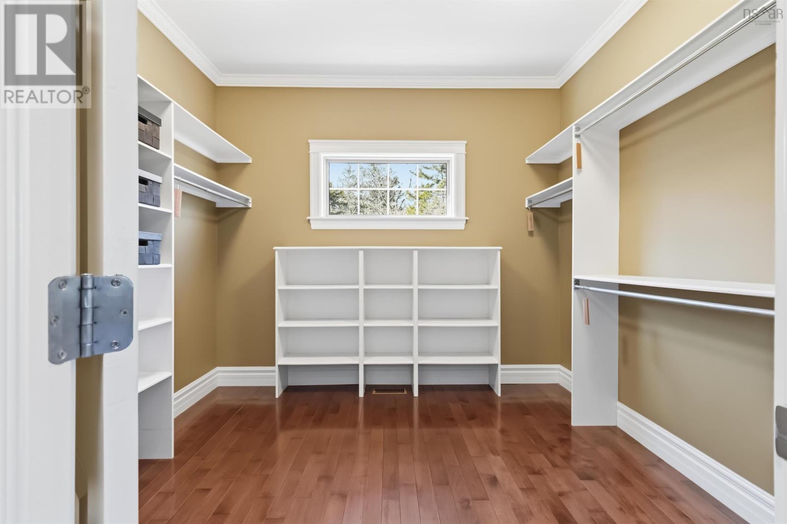 Property 22 of 49 of 61 Colins Road