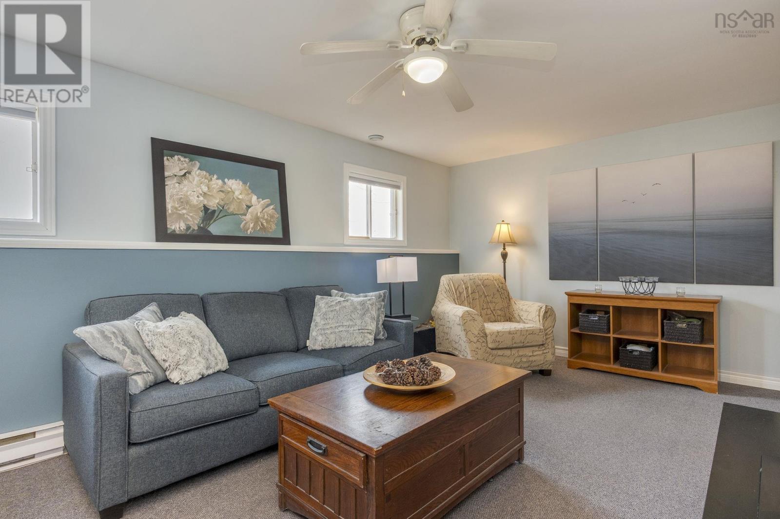 Property 24 of 37 of 21 Clairmont Road