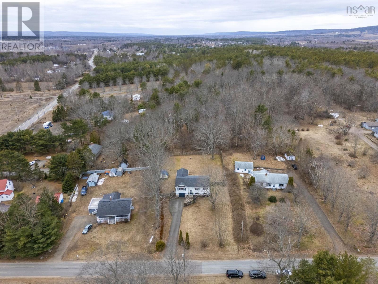 Property 35 of 37 of 21 Clairmont Road