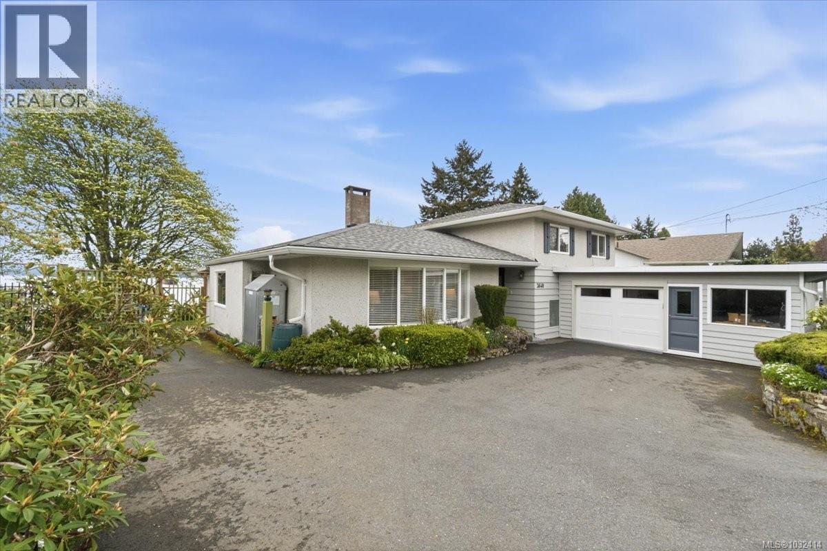 3648 SEAVIEW CRES - Image 3