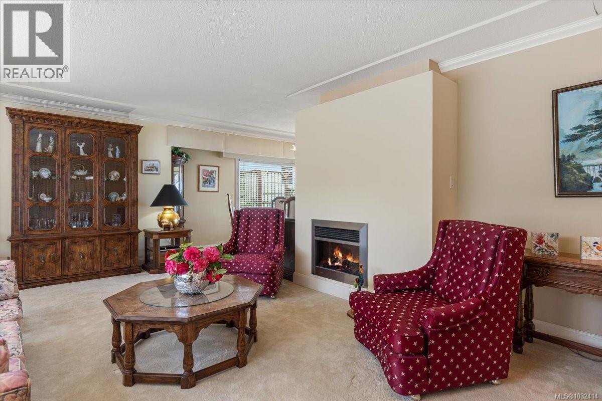 3648 SEAVIEW CRES - 9