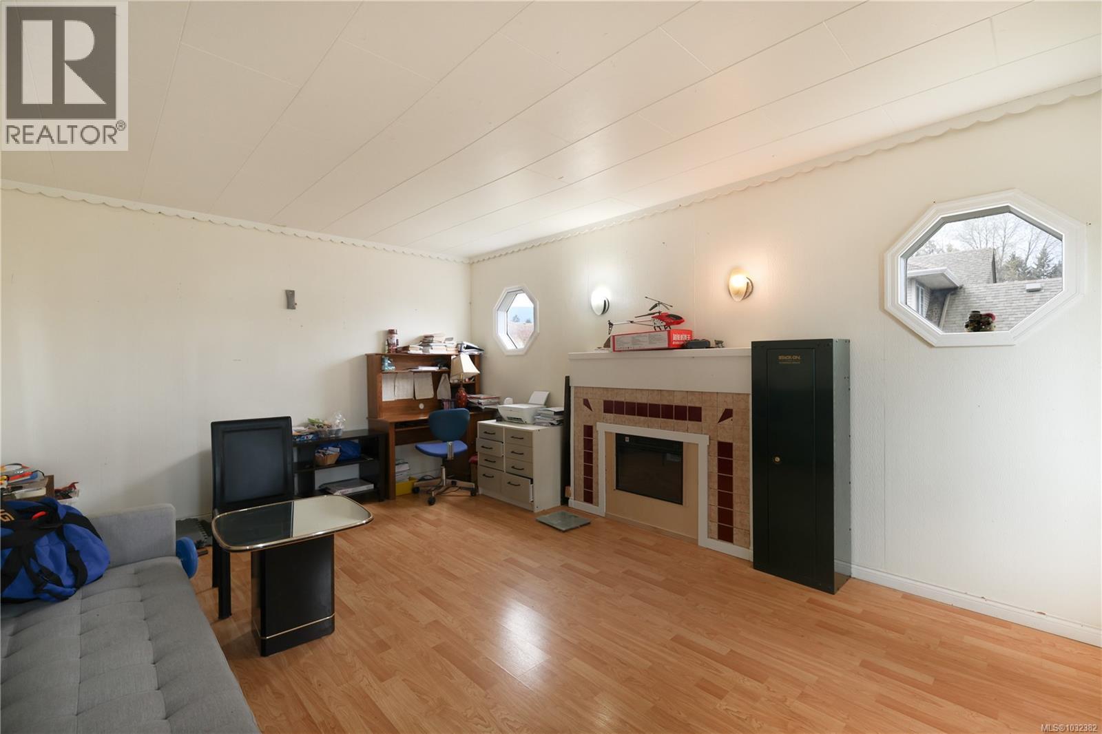 1713 NORTHFIELD RD - 12