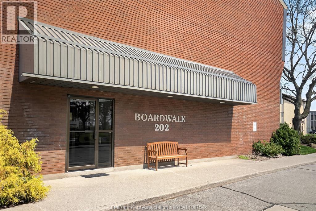 202 CAMPUS PARKWAY Unit# 306 — photo 23