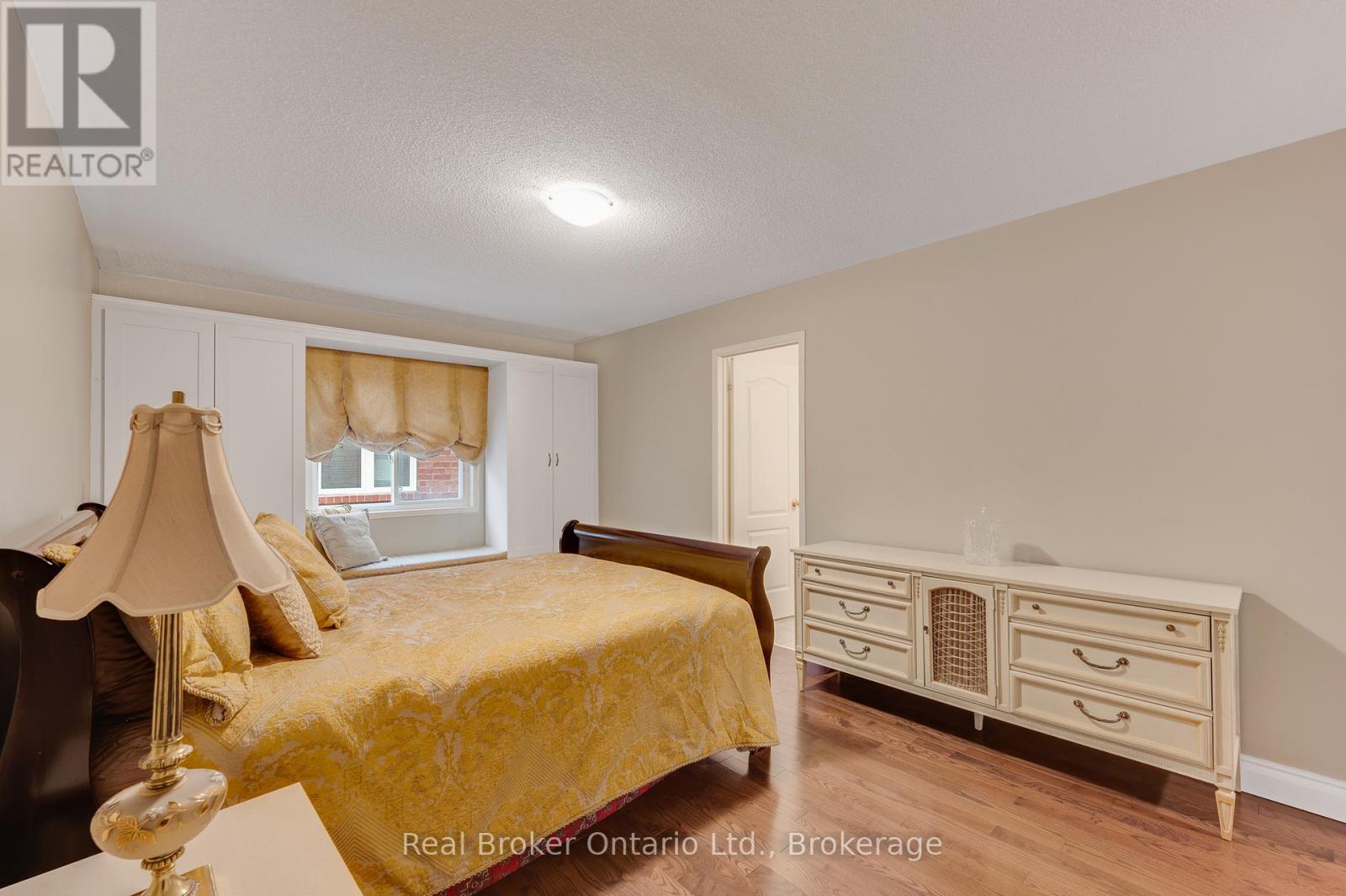 6 WILSONGARY CIRCLE - 28