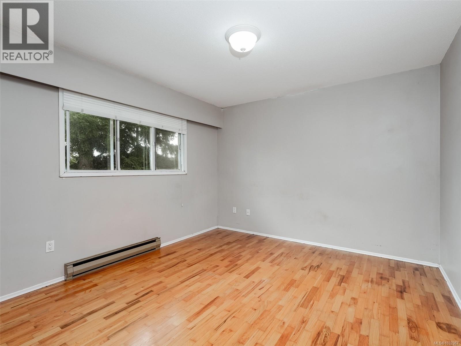 #A & B 1725 Feltham Rd - 36