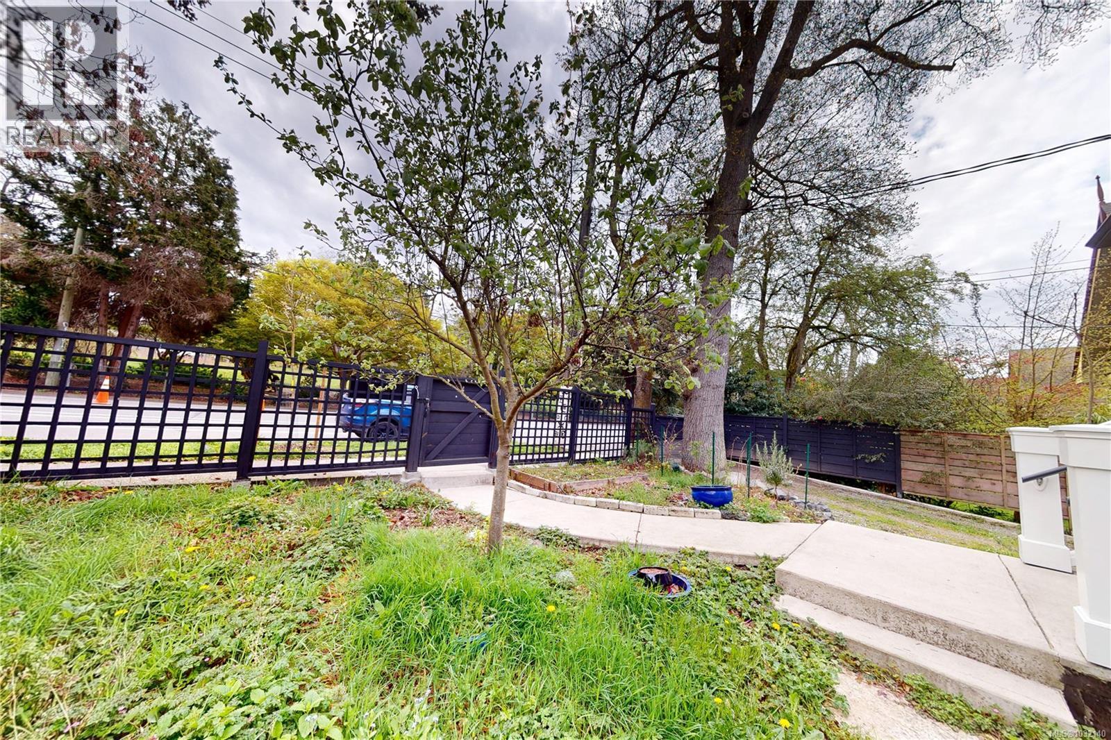  1454/1456 Begbie Street, Victoria