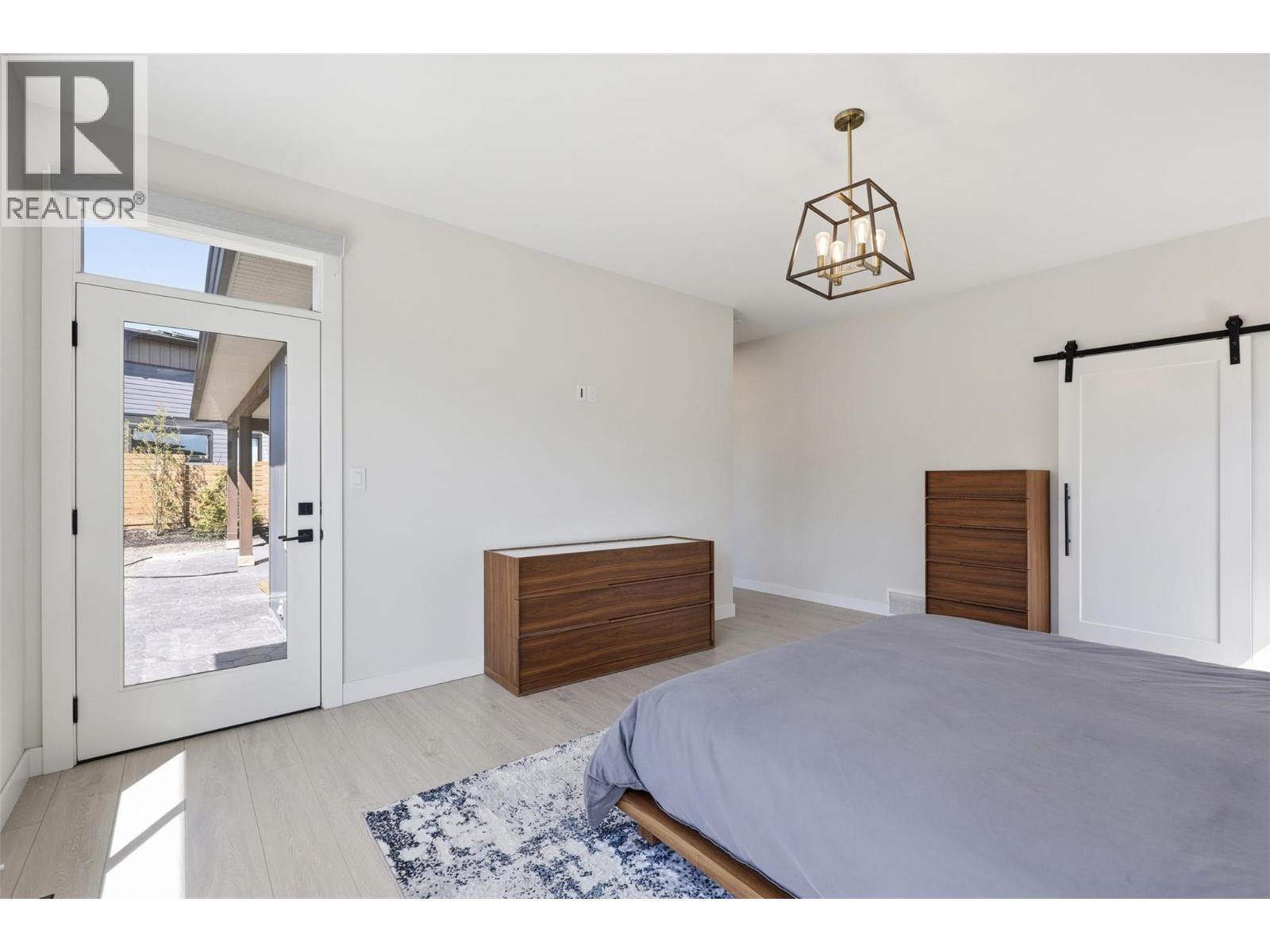 347 RUE CHEVAL NOIR - 32