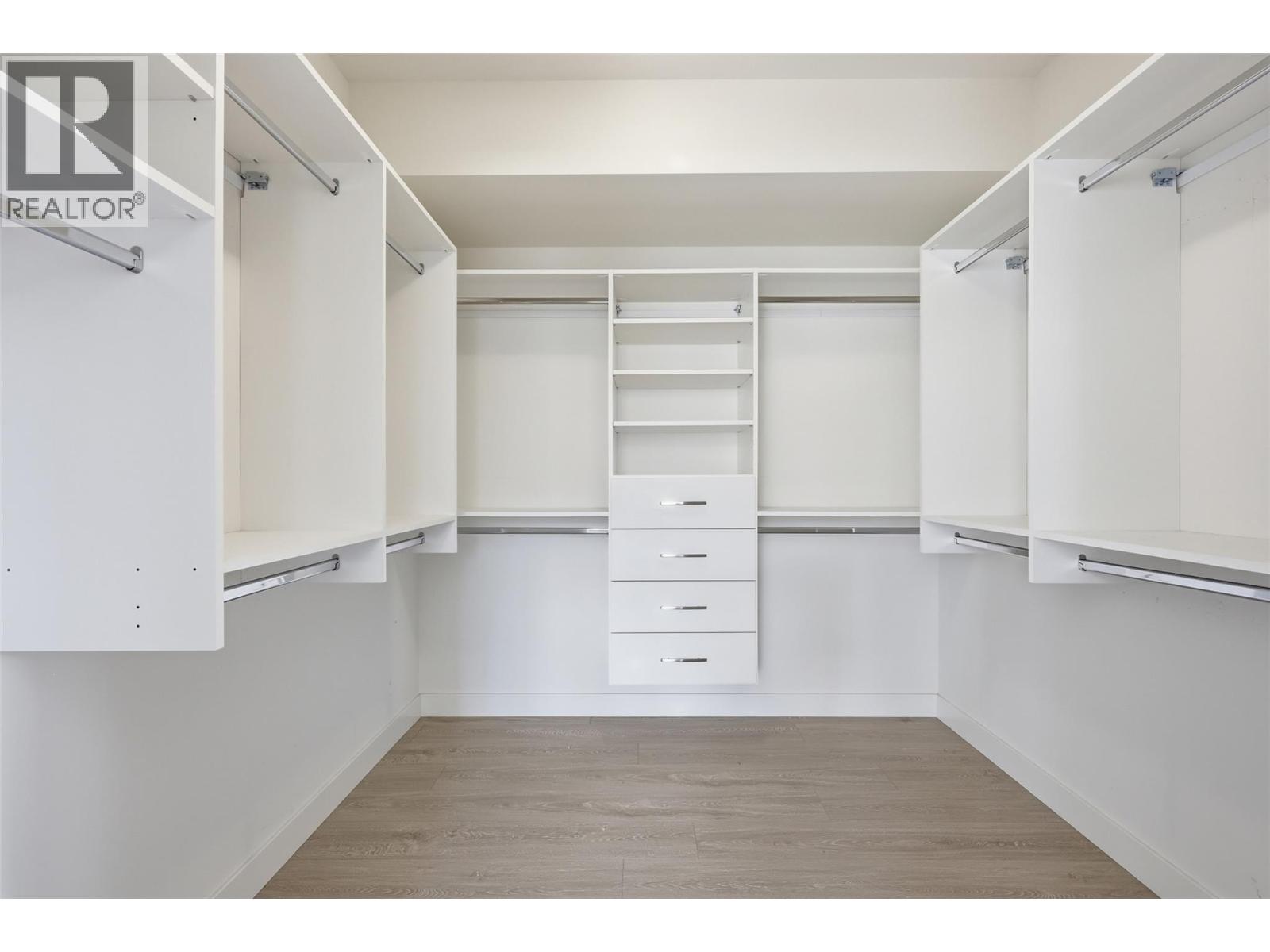 347 RUE CHEVAL NOIR - 37