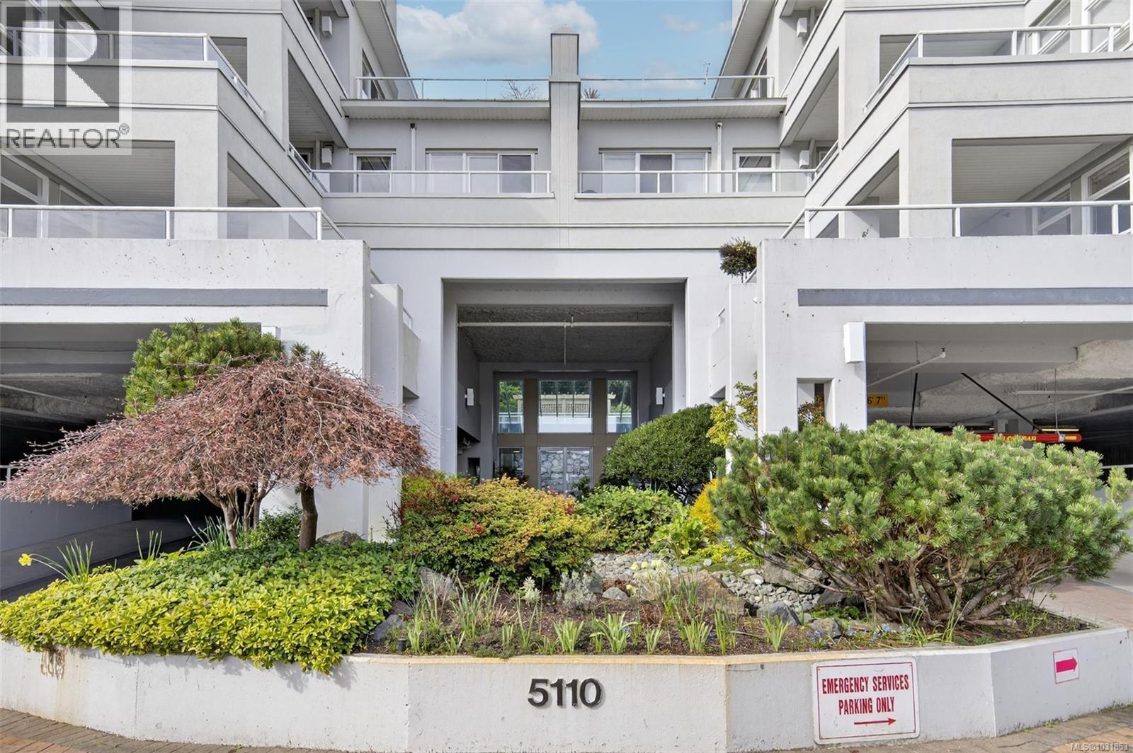 #206 5110 CORDOVA BAY RD - 9