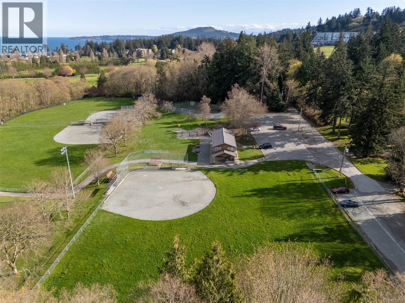 #206 5110 Cordova Bay Rd - 59