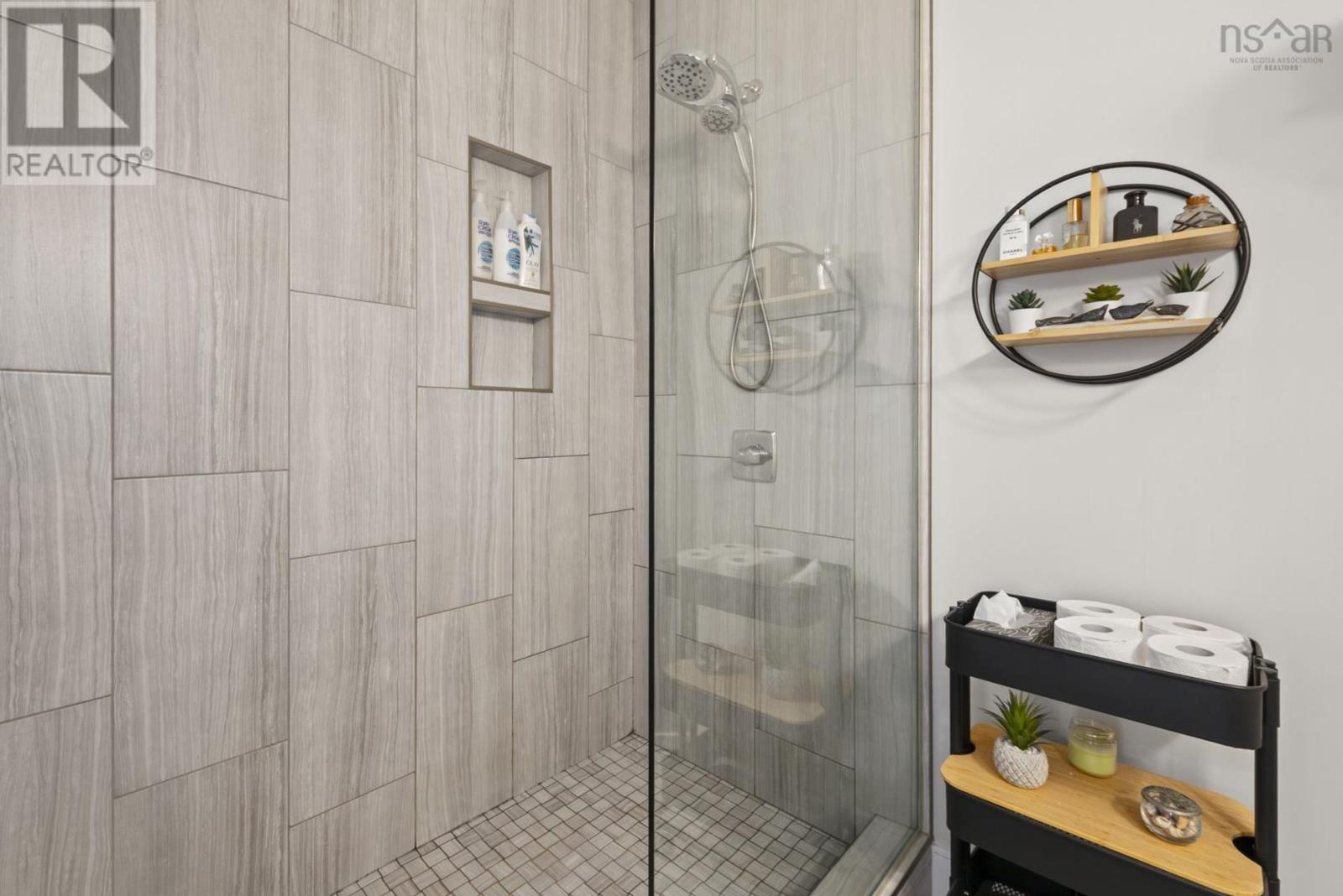 Property 19 of 41 of 220 Maple Grove Avenue