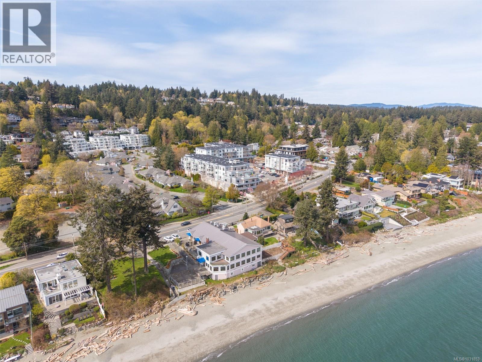 #206 5110 Cordova Bay Rd - 2