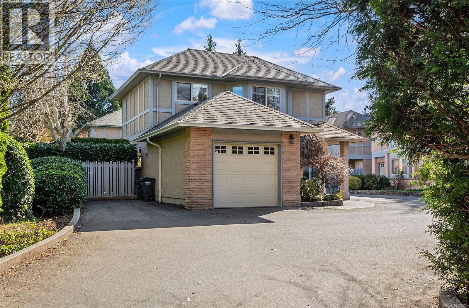 #5 1809 McKenzie Ave - 1