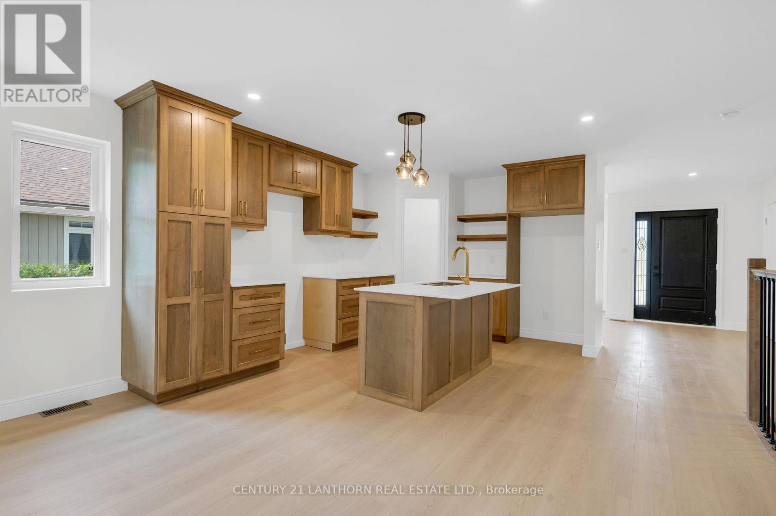 91 DUNCAN STREET - 11