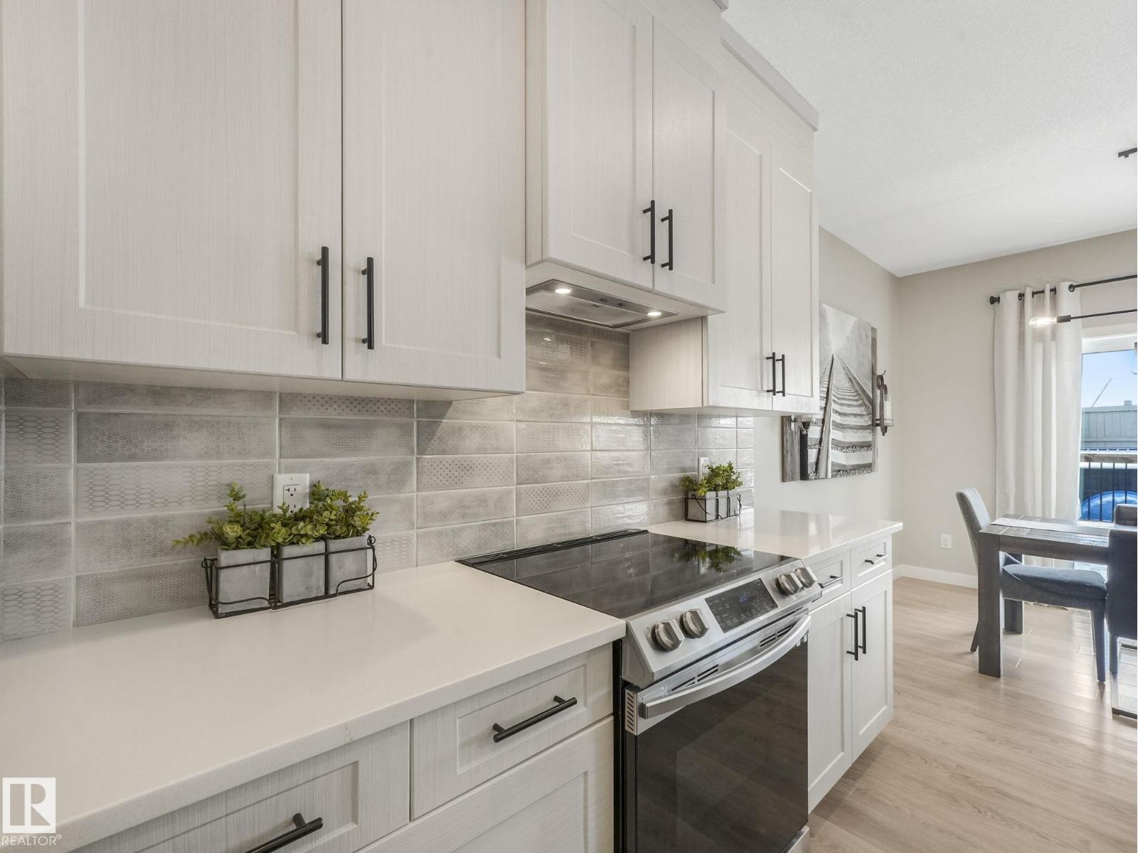 22139 80 AV NW - 10
