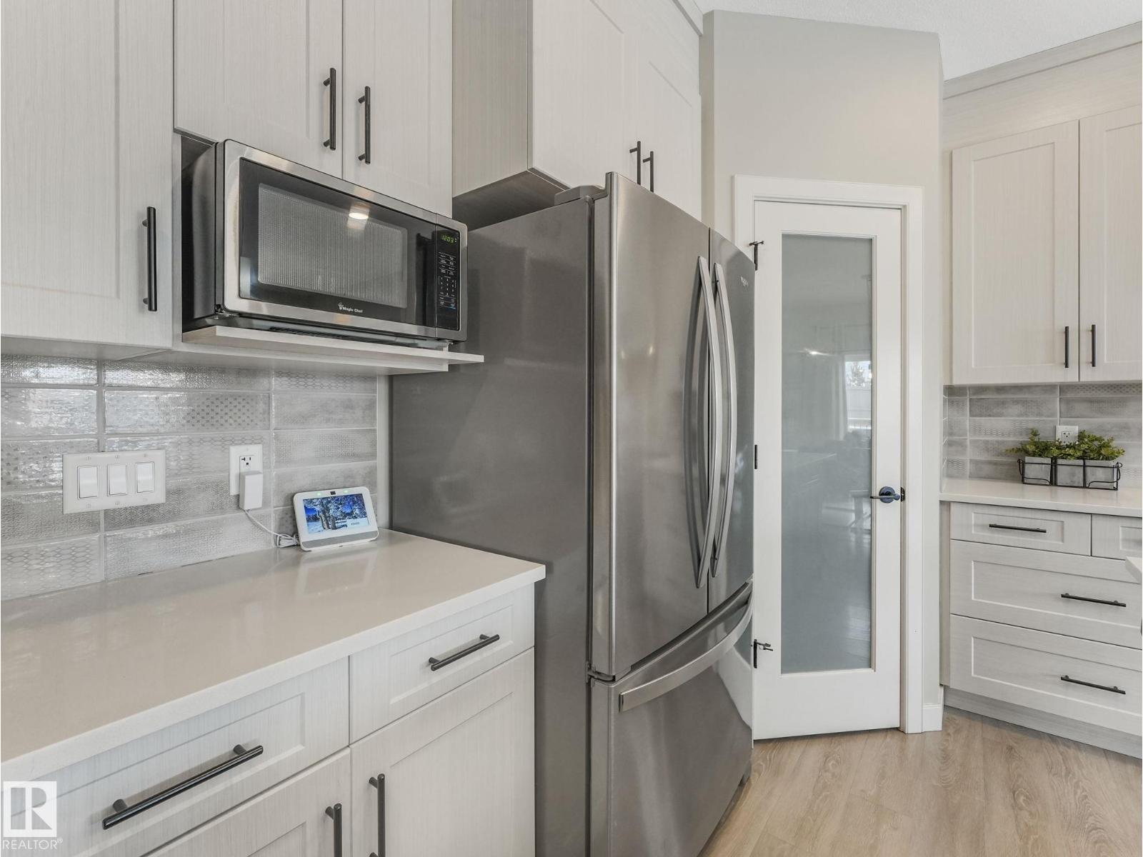 22139 80 AV NW - 12