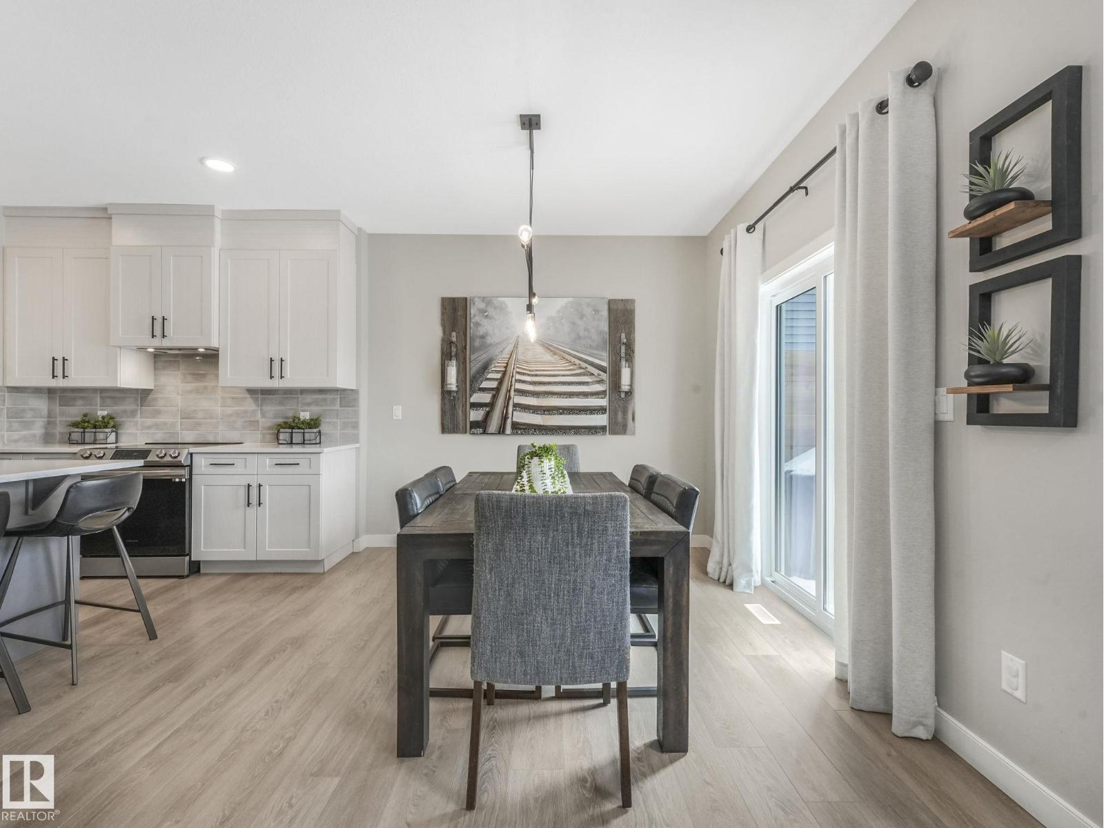 22139 80 AV NW - 18