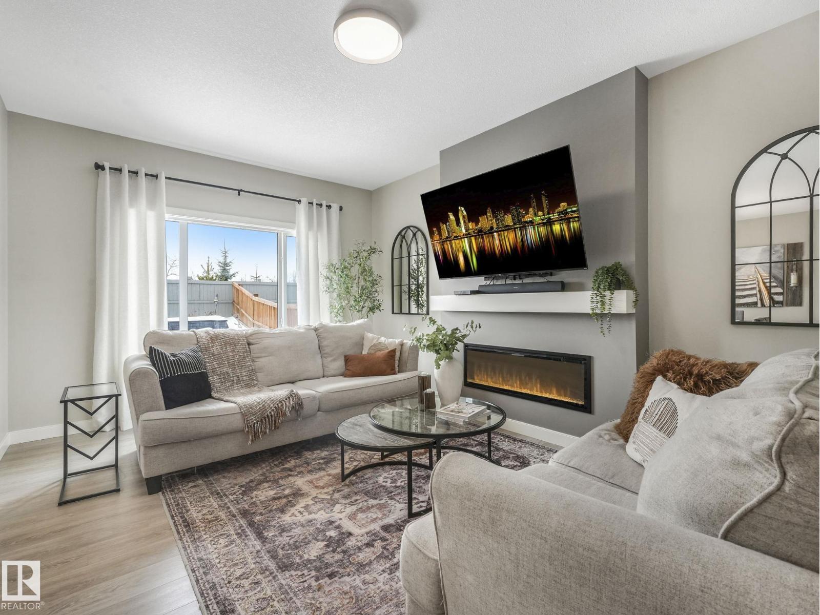 22139 80 AV NW - 19