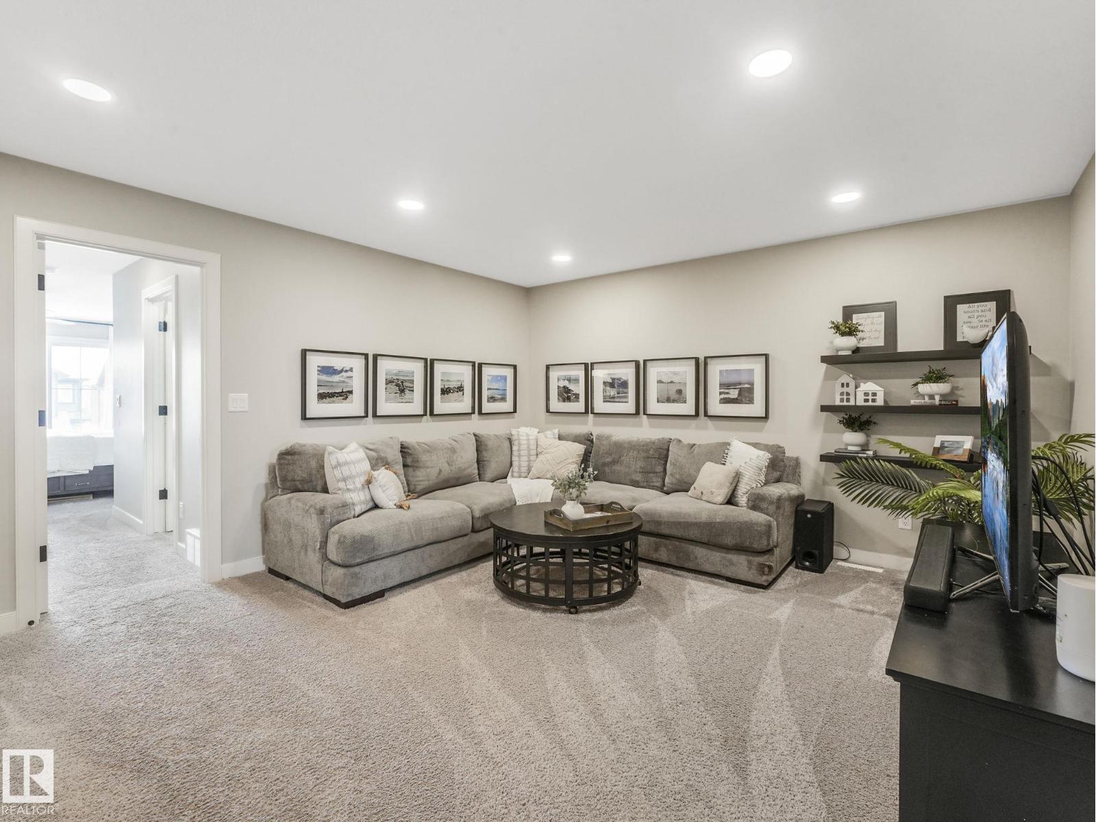 22139 80 AV NW - 32