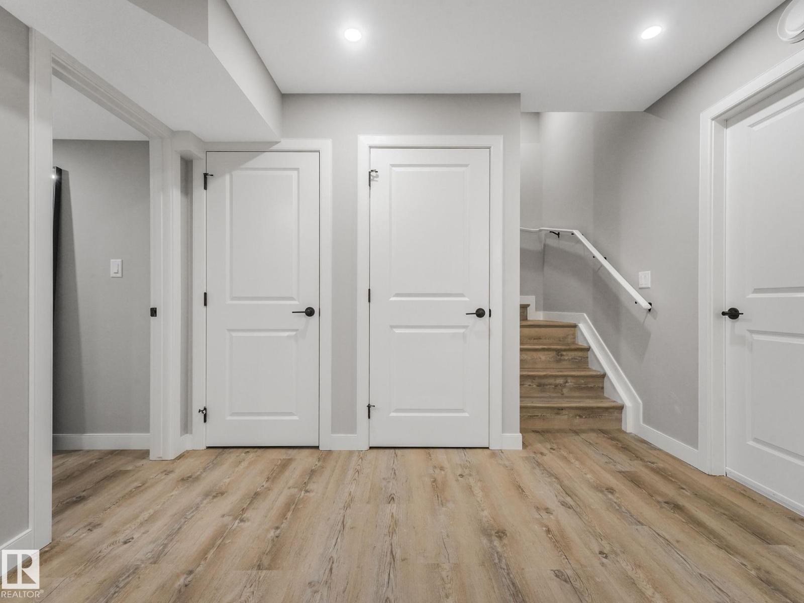 22139 80 AV NW - 46