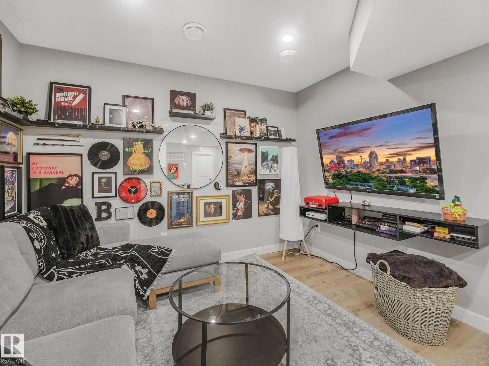 22139 80 AV NW - 56