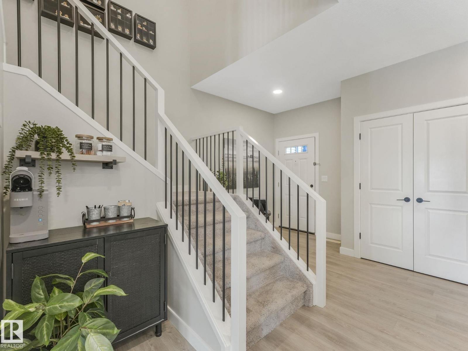 22139 80 AV NW - 6