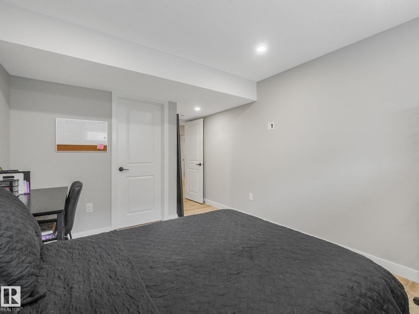 22139 80 AV NW - 61