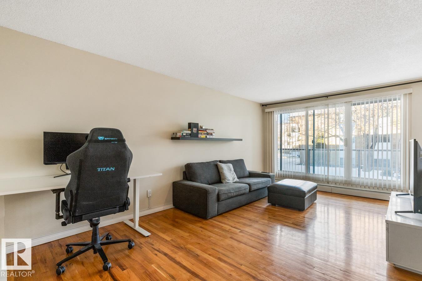 #203 10230 120 ST NW - 10