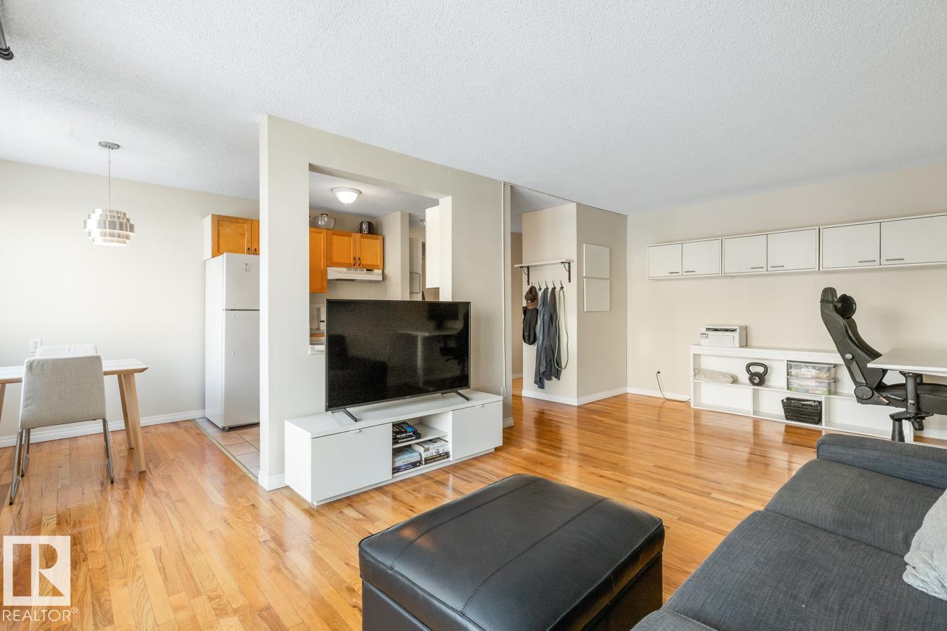 #203 10230 120 ST NW - 12