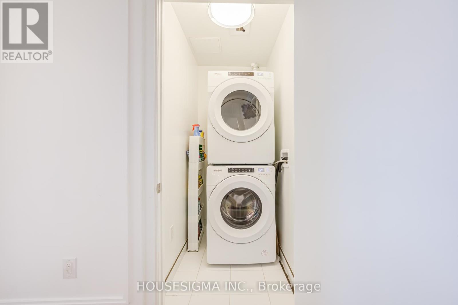 #406 1 STRATHGOWAN AVENUE - 41