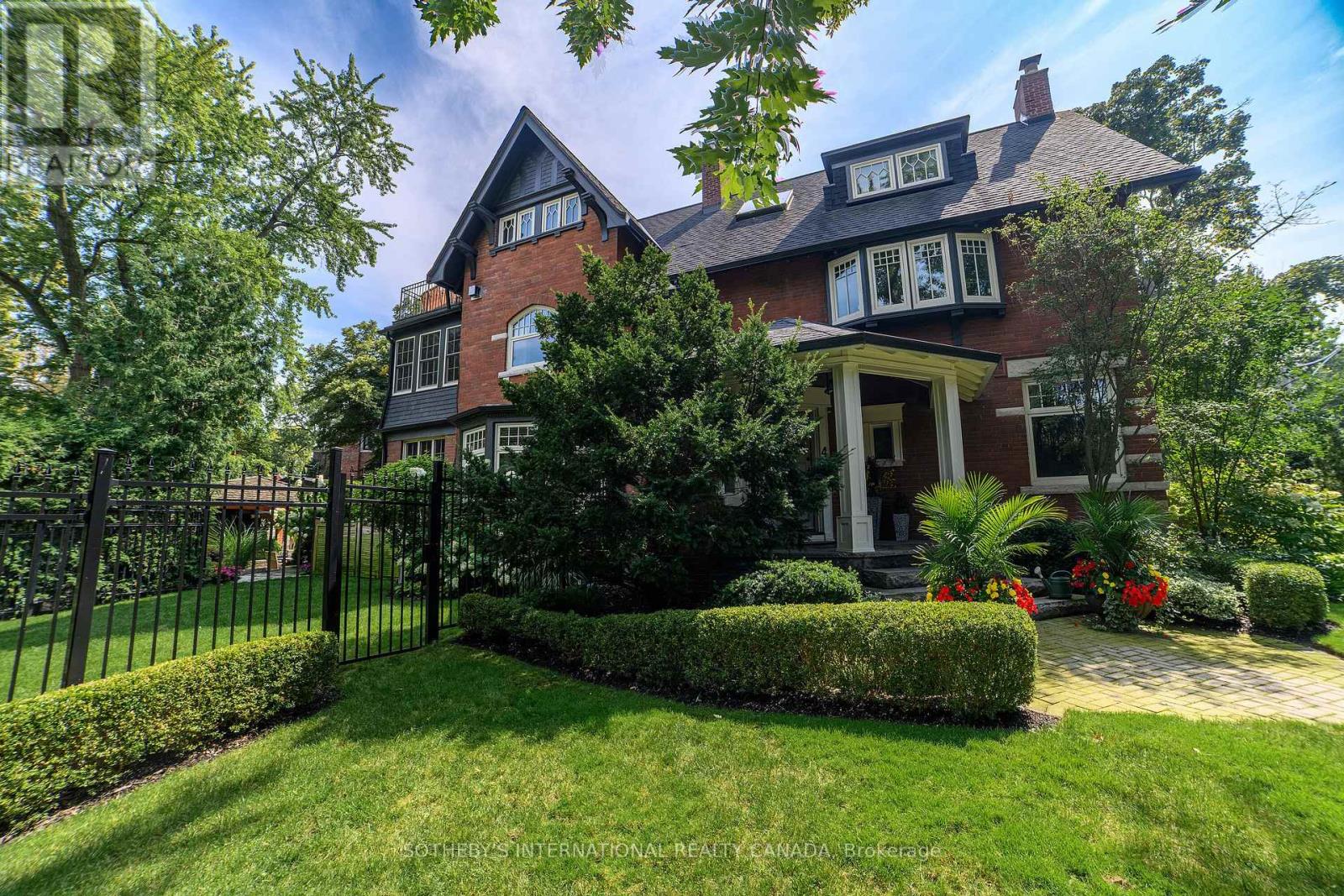 43 MAPLE AVENUE - 2