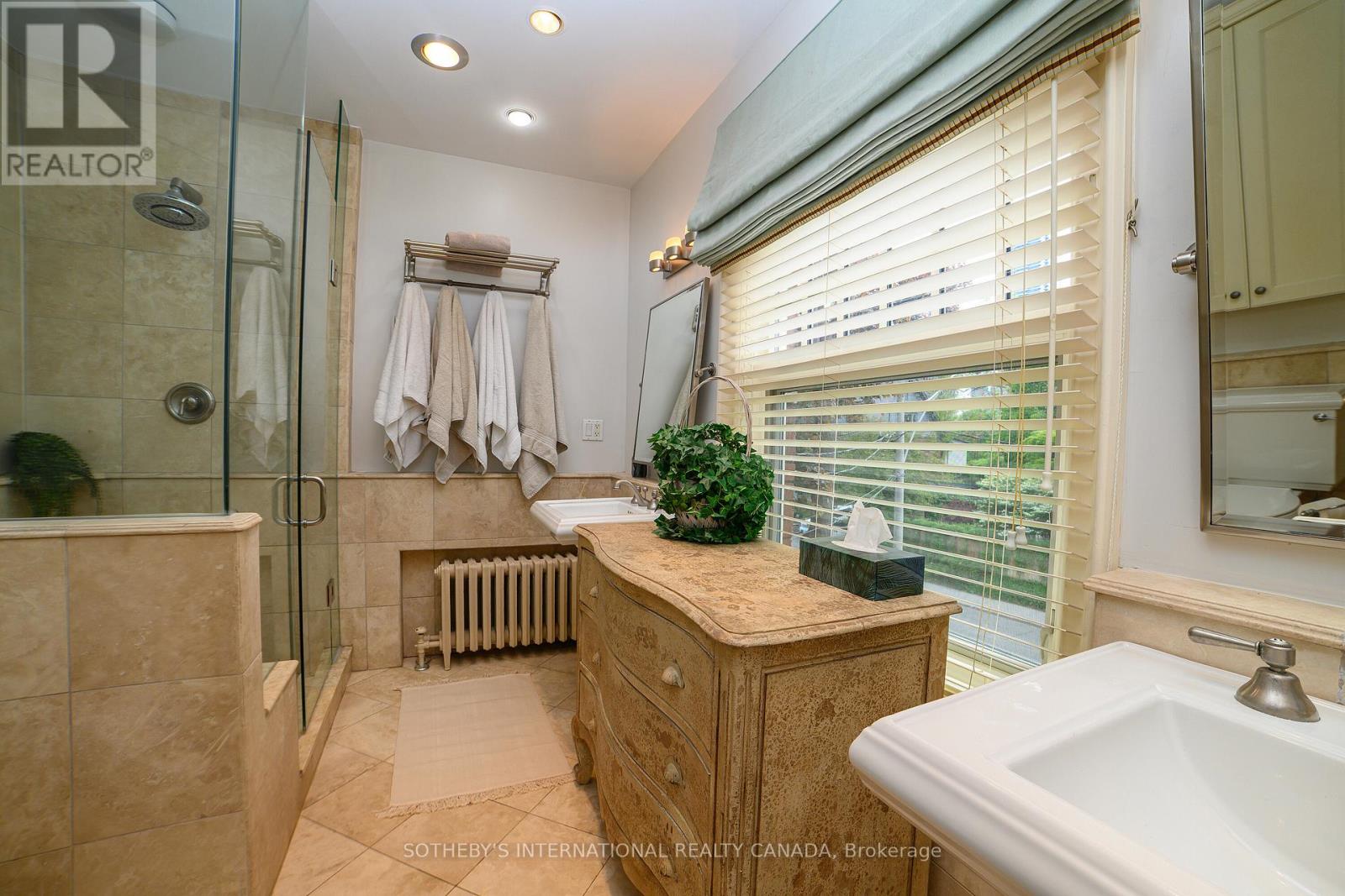 43 MAPLE AVENUE - 20