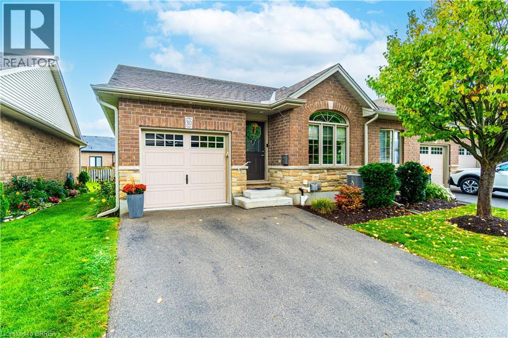 560 GREY Street Unit 30, Brantford, Ontario N3S0C4 - Photo 2