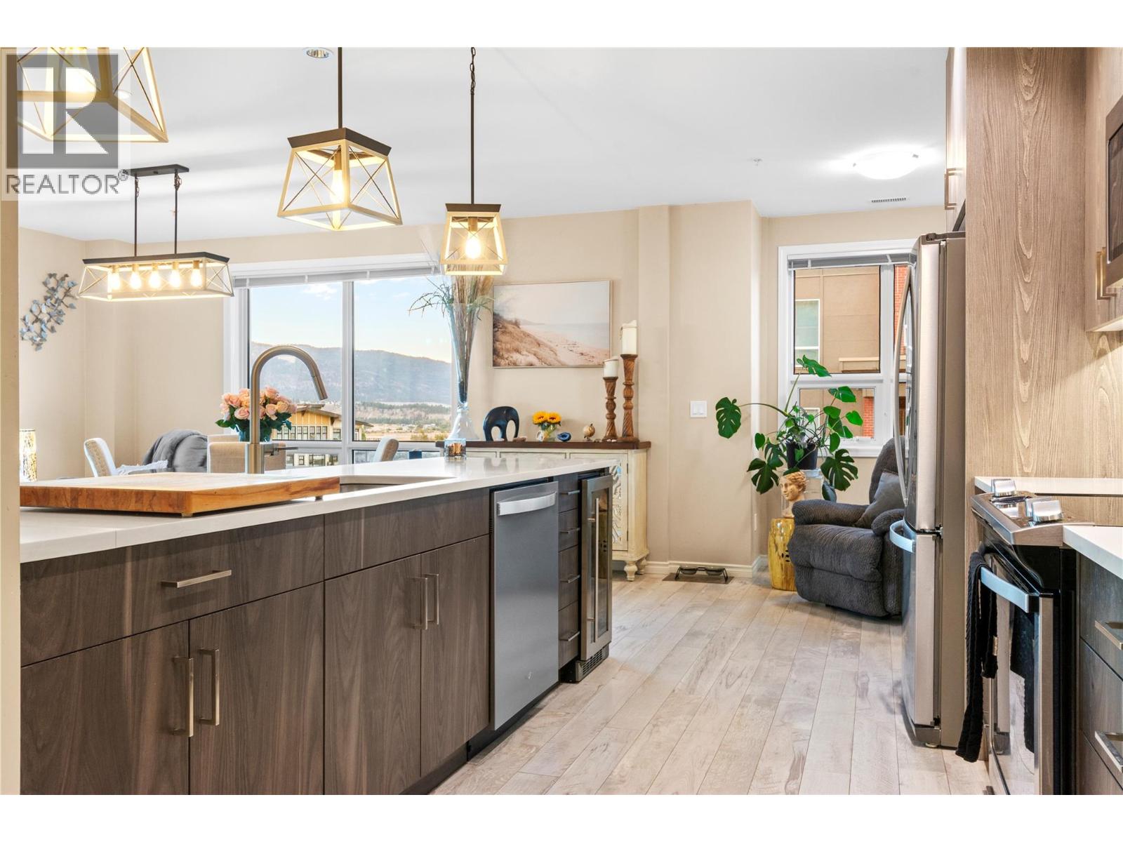 3388 SKAHA LAKE Road Unit# 1002, Penticton