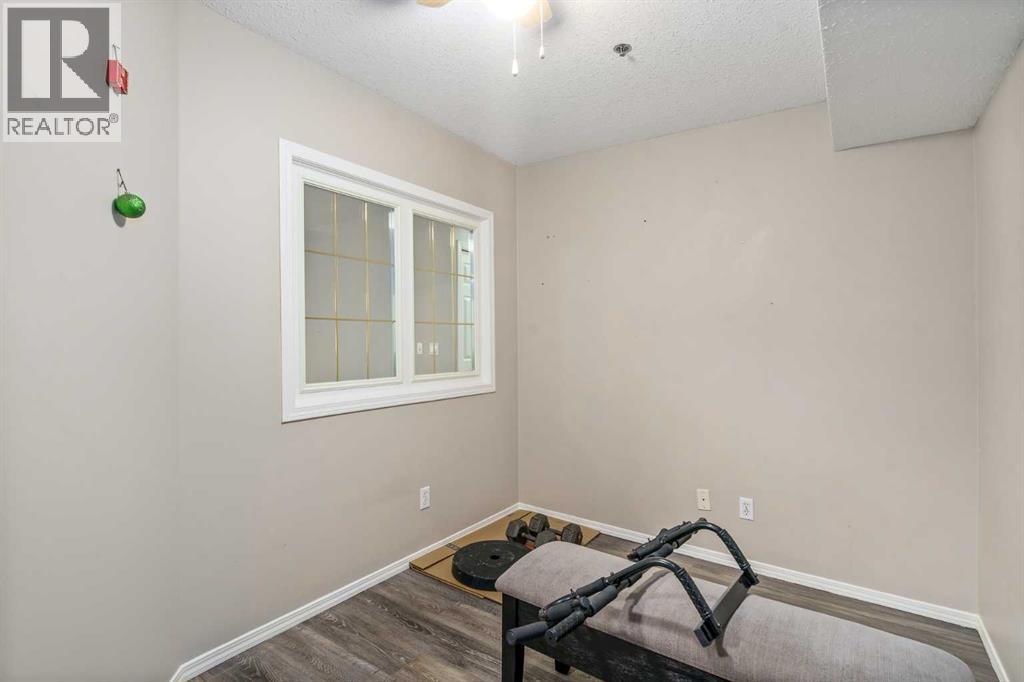 #1113 11 CHAPARRAL RIDGE DRIVE SE - 23