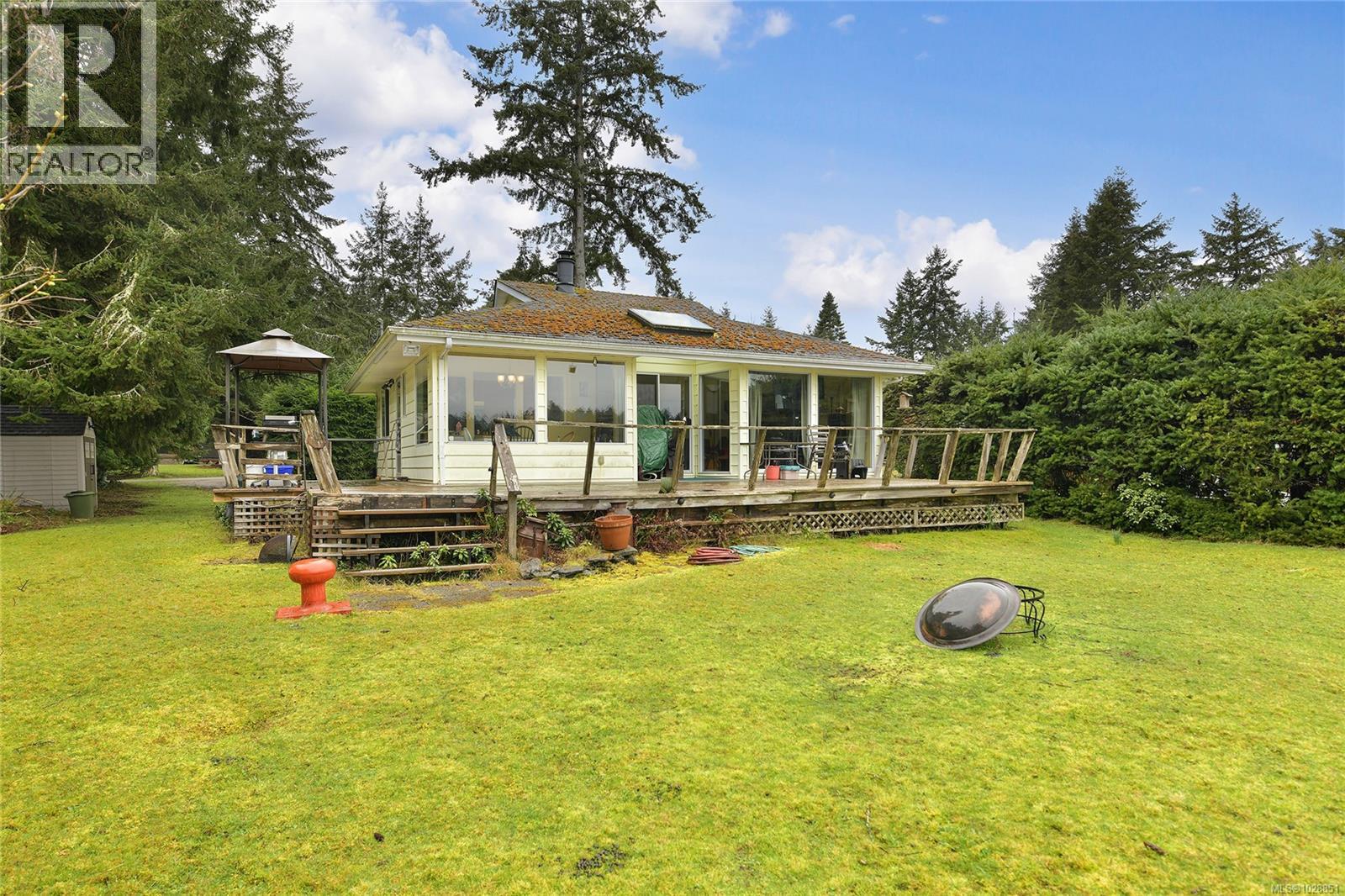 506 Arbutus Dr - 2