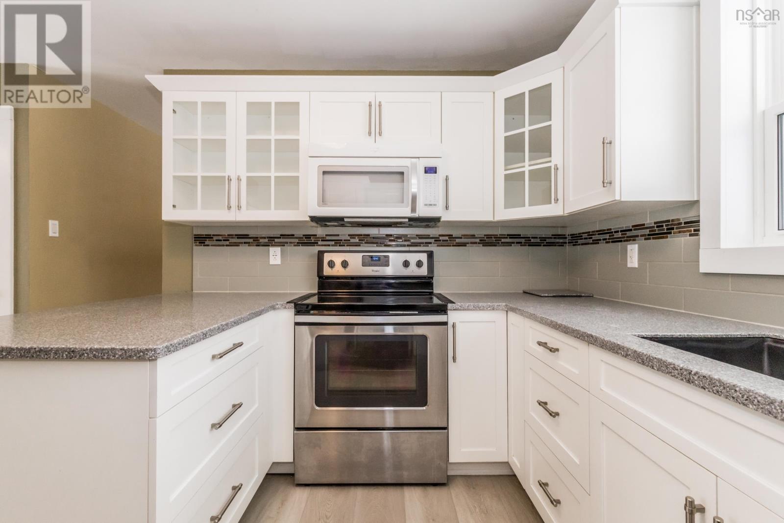 Property 7 of 50 of 1685 Highway 201