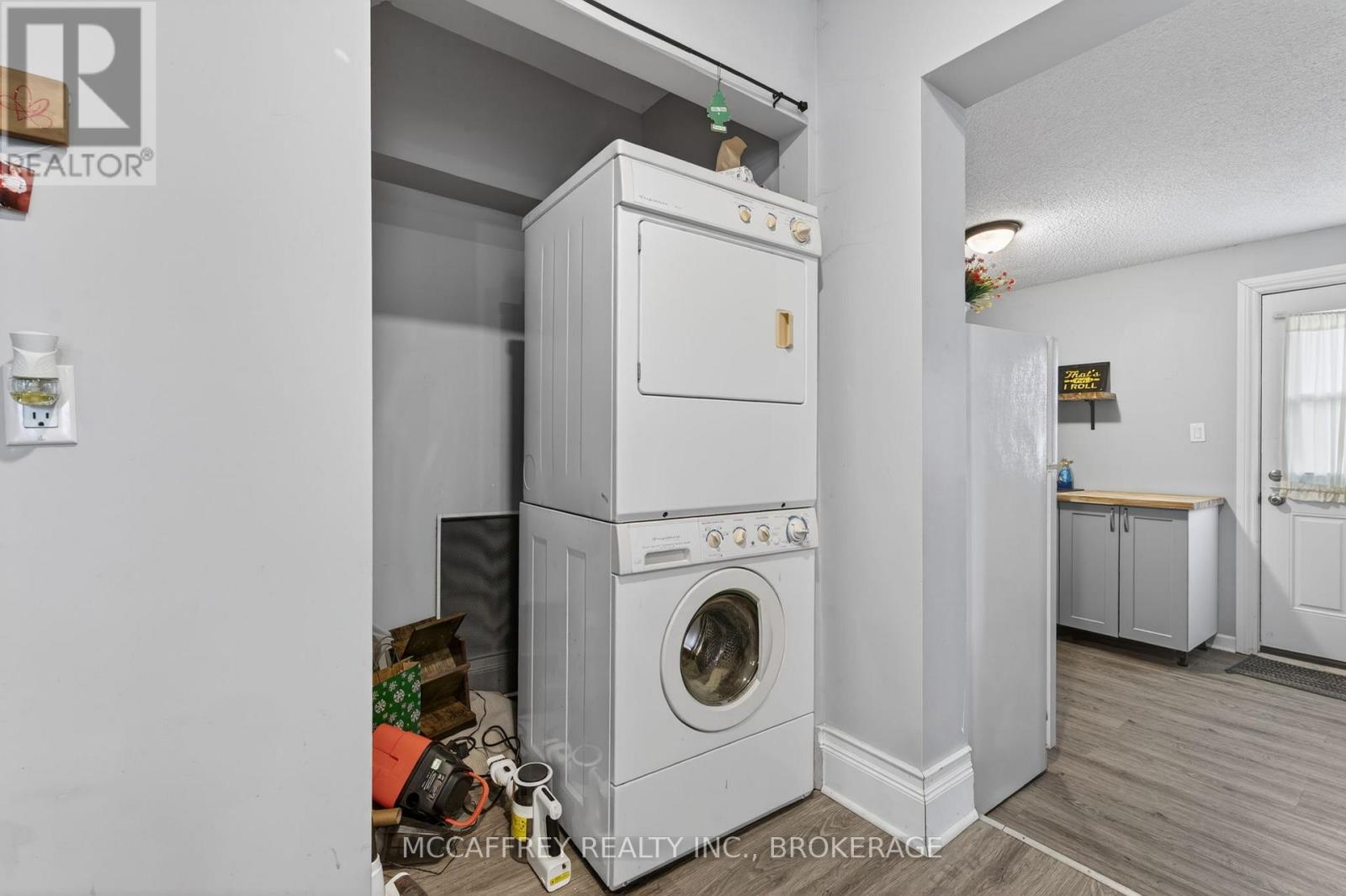 5 RAILWAY STREET - 10