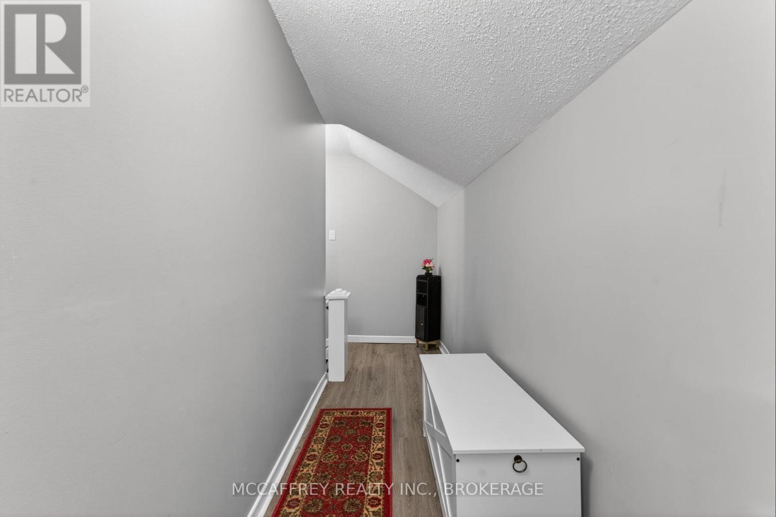 5 RAILWAY STREET - 18