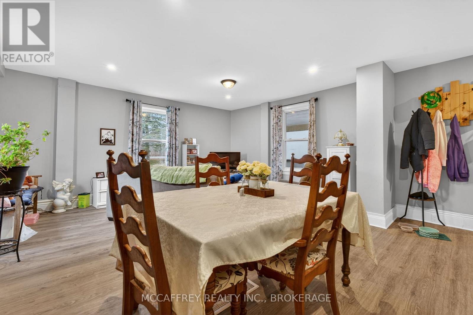 5 RAILWAY STREET - 6