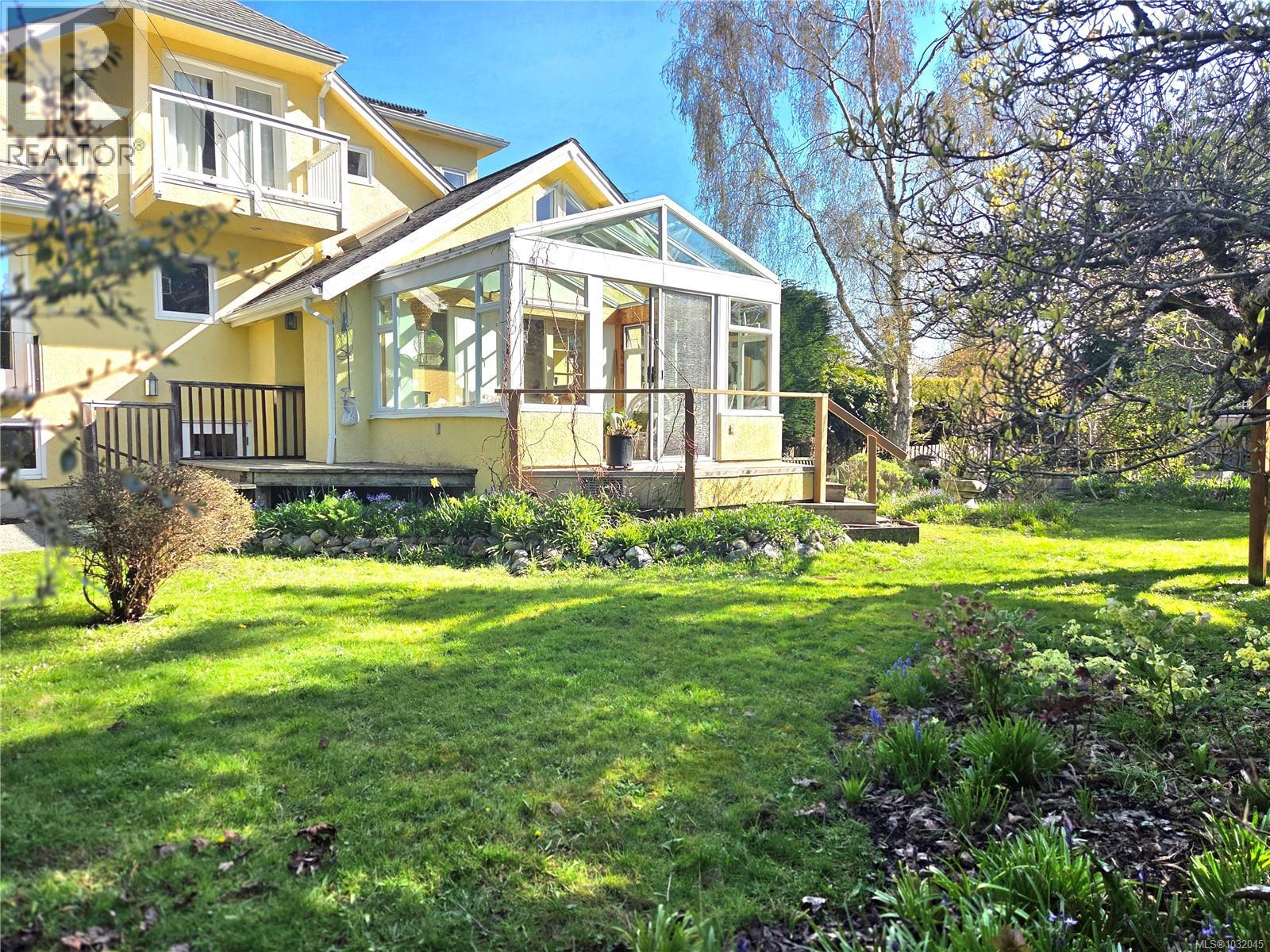  2125 HALL Road, Oak Bay