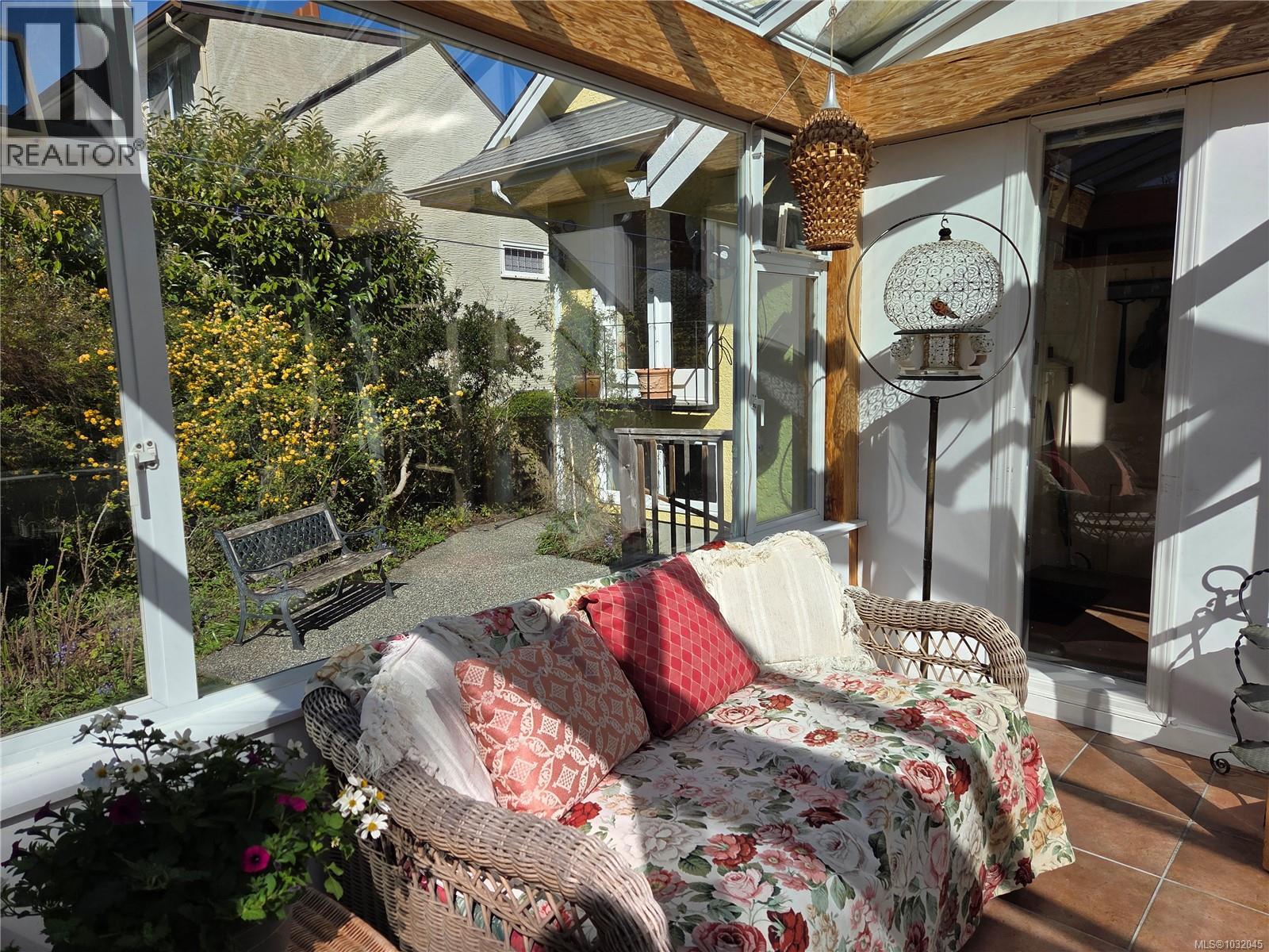  2125 HALL Road, Oak Bay