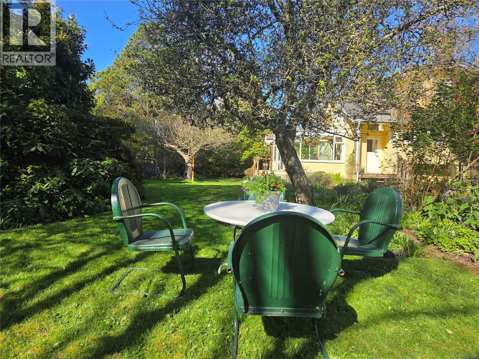  2125 HALL Road, Oak Bay